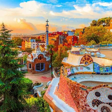 Barcelona Park Güell with city views