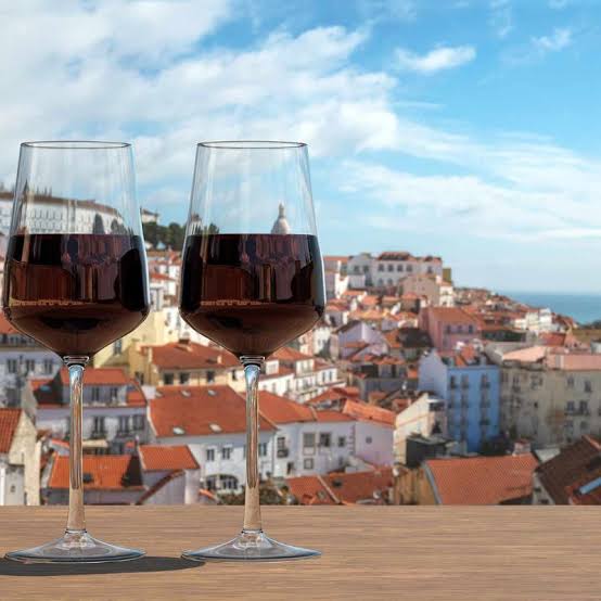 Wine tasting in Lisbon old town